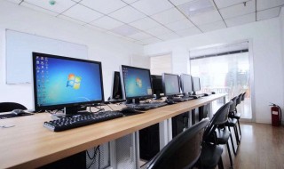 学电脑专业如何选择电脑（电脑专业怎么学）