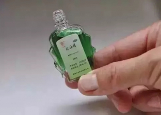 风油精的妙用壮阳是真的么（风油精的作用和功效对性关系风油精能壮阳吗）