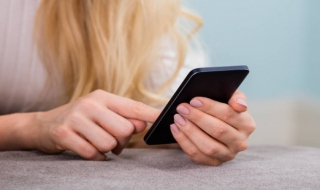 苹果手机关机了还能追踪定位吗（苹果手机关机了还能追踪定位吗怎么设置）