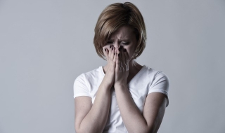 白血病怎么引起的（白血病怎么引起的什么症状）