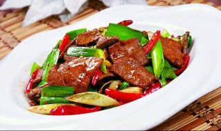 猪肝怎么炒好吃 猪肝怎么炒好吃又嫩无腥味视频教程