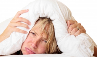 晚上睡不着怎么办 晚上睡不着觉有什么办法