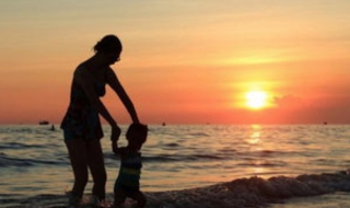 母爱是什么（母爱是什么为我什么仿写）