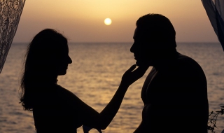 男人变心的表现（中年男人变心的表现）