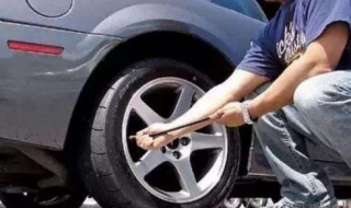 轿车轮胎气压是多少 轿车轮胎气压是多少psi