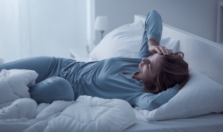 失眠吃什么好（失眠吃什么药效果最好没有副作用）