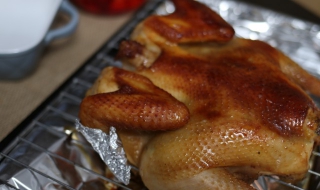 感冒了可以吃鸡肉吗（孕妇感冒了可以吃鸡肉吗）