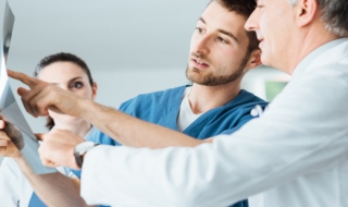 得了胆囊炎应该注意什么（得了胆囊炎应该注意什么饮食）