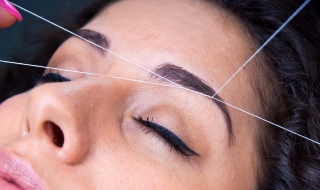 女生怎么修眉毛（女生怎么修眉毛好看）