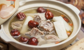 浓汤怎么熬制（浓汤的熬制方法及配料窍门）