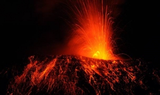 大塔穆火山在哪里（塔啊尔火山）