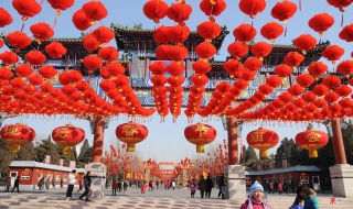 春节吃什么（春节吃什么菜有什么寓意）