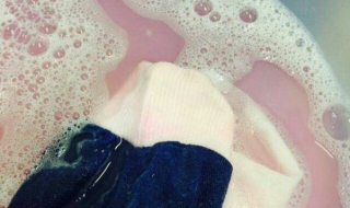 染色衣服如何处理（染色衣服怎么处理）