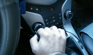 手动档汽车的正确驾驶方法 手动档汽车的正确驾驶方法视频