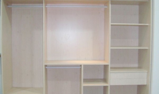 木工衣柜与定制衣柜的区别 木工打的柜子和定制衣柜的区别