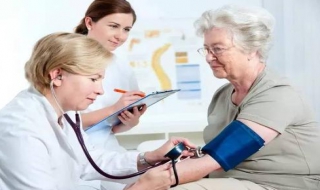 低血压吃什么好（低血压吃什么好?这四种食物一定要多吃）