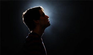 抑郁症的前兆有哪些 抑郁症的前兆是什么样的