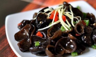 猪肉拌木耳的做法（猪肉拌木耳的做法视频）
