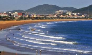 青岛金沙滩好玩吗（青岛金沙滩好玩吗多少钱）