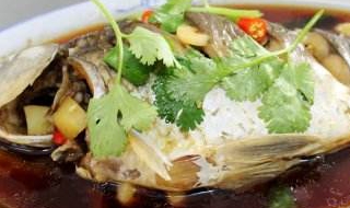 清蒸武昌鱼的做法（盛世芳华清蒸武昌鱼的做法）