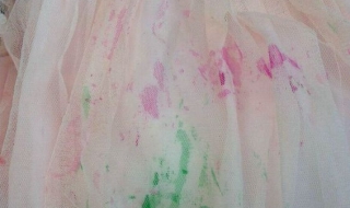 衣服染色怎么洗掉 衣服染色怎么洗掉妙招白醋