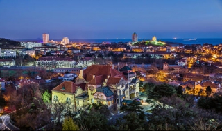 青岛特色旅游攻略（青岛景点旅游攻略）