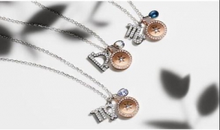 施华洛世奇水晶的真假鉴别与保养（施华洛世奇仿水晶是正品吗）