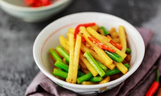 芹香土豆条做法图解 芹菜土豆条的做法家常窍门