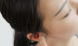 耳朵进水出不来怎么办（耳朵进水出不来怎么办嗡嗡响）