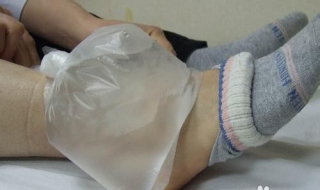 崴脚了怎么办（崴脚了怎么办怎么治疗）