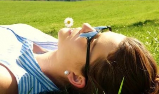 日光性皮炎怎么办（得了日光性皮炎怎么办）