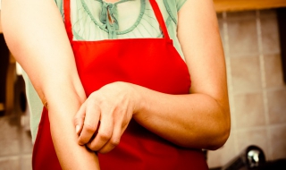 蚊虫叮咬怎么办（蚊虫叮咬怎么办安全教案）