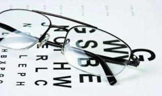 近视眼老花了怎么办 近视眼老花了怎么办呢