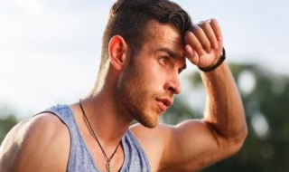 雄性激素过多怎么办（雄性激素过多的症状）