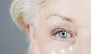 老人脸部浮肿怎么办（老人脸部浮肿怎么办吃什么药）