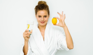 脸色发黄怎么办（手脚冰凉气色不好脸色发黄怎么办）