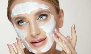 脸上皮肤干燥怎么办（小孩脸上皮肤干燥怎么办）