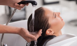 突然掉头发很厉害怎么办（突然掉头发很厉害怎么办女性）