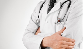 为什么会得荨麻疹 为什么会得荨麻疹怎么造成的