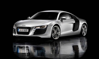 奔驰宝马奥迪的对比（奔驰宝马奥迪对比外观）