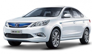 长安逸动汽车：如何断开电瓶 长安逸动没电了怎么启动