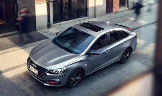 科沃兹后视镜怎么折叠（科沃兹后视镜怎么折叠o）