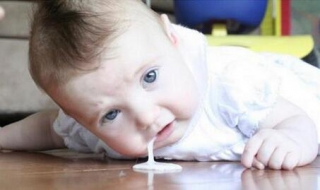 小孩呕吐怎么办