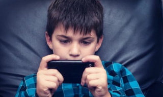 孩子沉迷游戏怎么办 初中孩子沉迷游戏怎么办