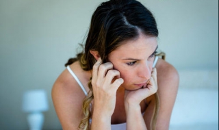 患上多囊卵巢综合症怎么办 多囊卵巢综合症怎么引起的,怎么治疗