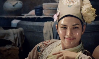 脸上出油怎么办（12岁女生脸上出油怎么办）