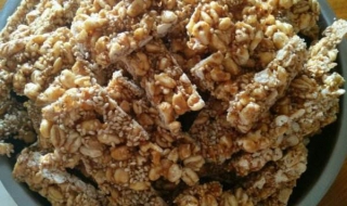 自做的核桃芝麻糖（自制芝麻核桃糖的做法窍门）