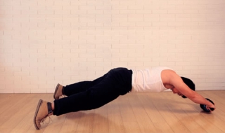 怎么练腹肌（怎么练腹肌最快7天）