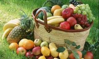 坐月子可以吃什么水果 坐月子可以吃什么零食小吃