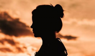 自己没有被爱过（感觉自己没有被爱过）